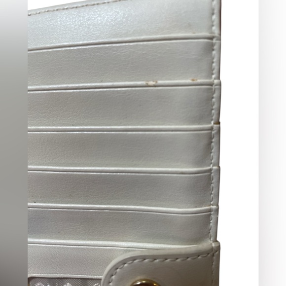 Kate Spade Vibrant Hot Pink Embossed Patent Leather Storybook Interior Wallet ⚡️ - Picture 9 of 11